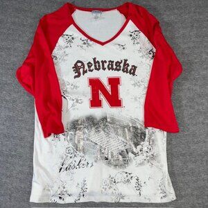 NWOT Women's 1X Nebraska Cornhuskers Graphic Y2K Tee Foil Stadium All Over Print